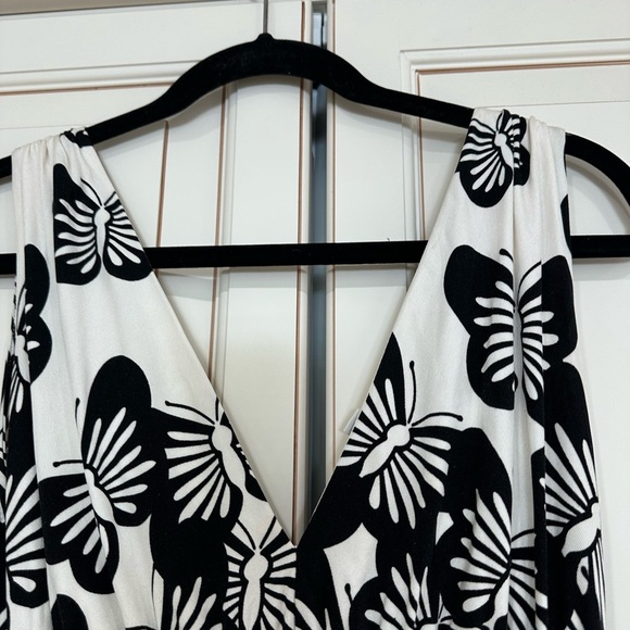 ALICE + OLIVIA Butterfly Maxi Dress (D9) - Picture 4 of 6